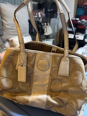 Coach handbag